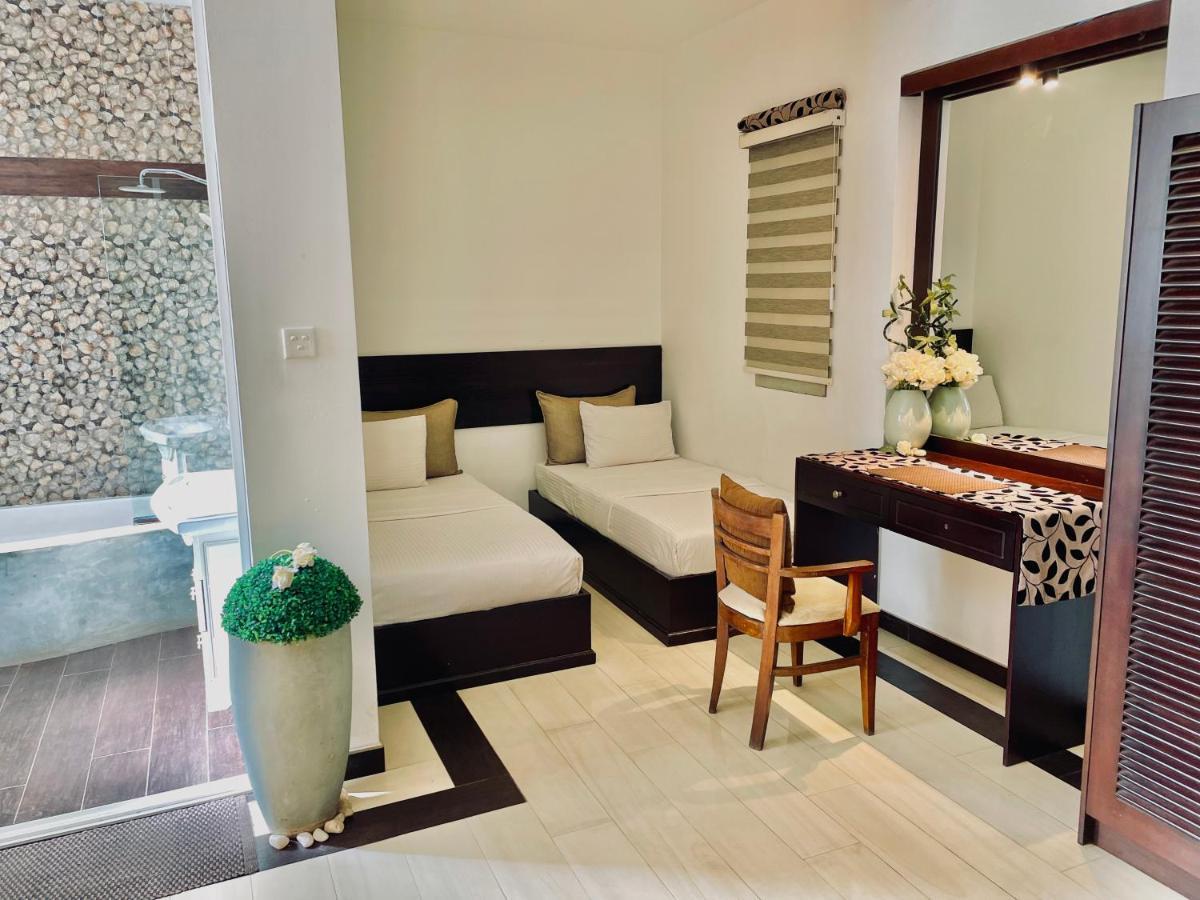 8 Plus Luxury Apartments Negombo Exteriör bild