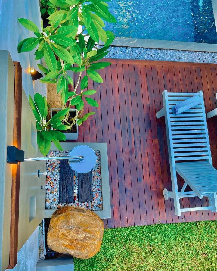 8 Plus Luxury Apartments Negombo Exteriör bild
