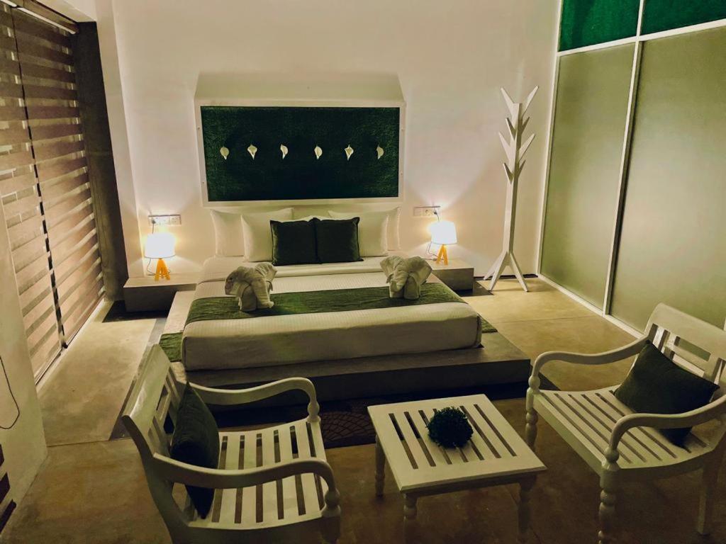 8 Plus Luxury Apartments Negombo Exteriör bild