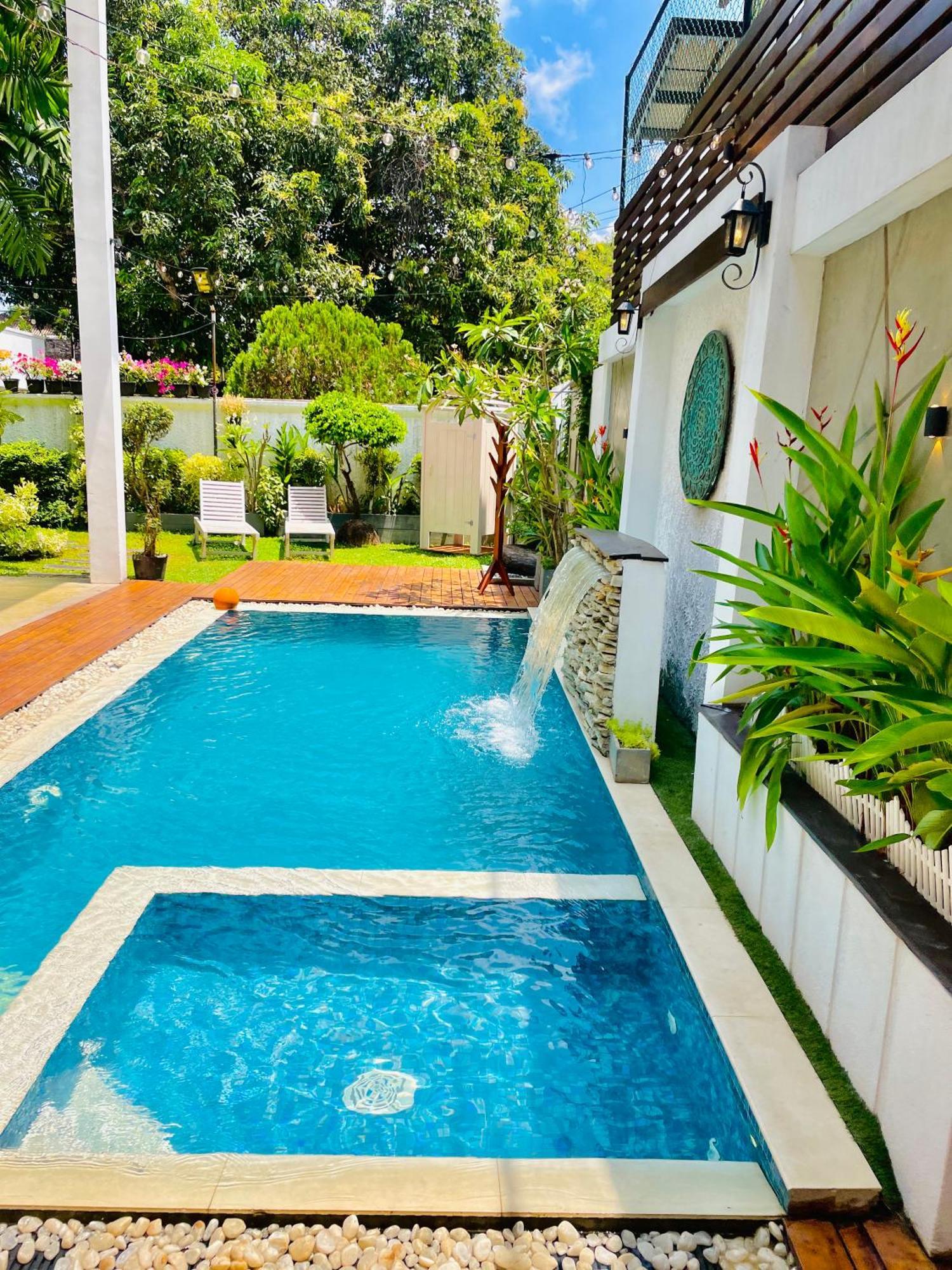 8 Plus Luxury Apartments Negombo Exteriör bild